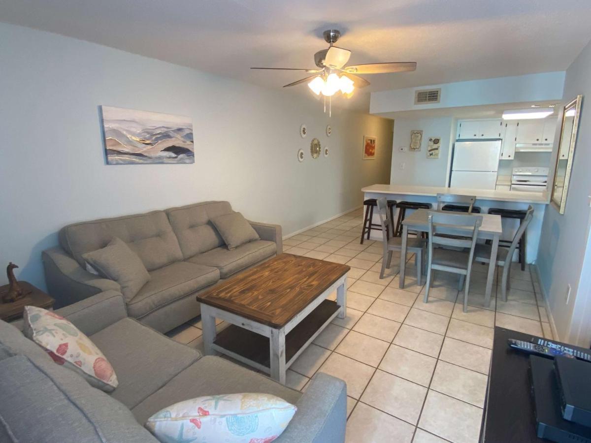 Island Winds West 271 By Albvr - Awesome Location! Walk To Hangout And More - Beachfront Complex With Indirect Side-Views Gulf Shores Exterior photo